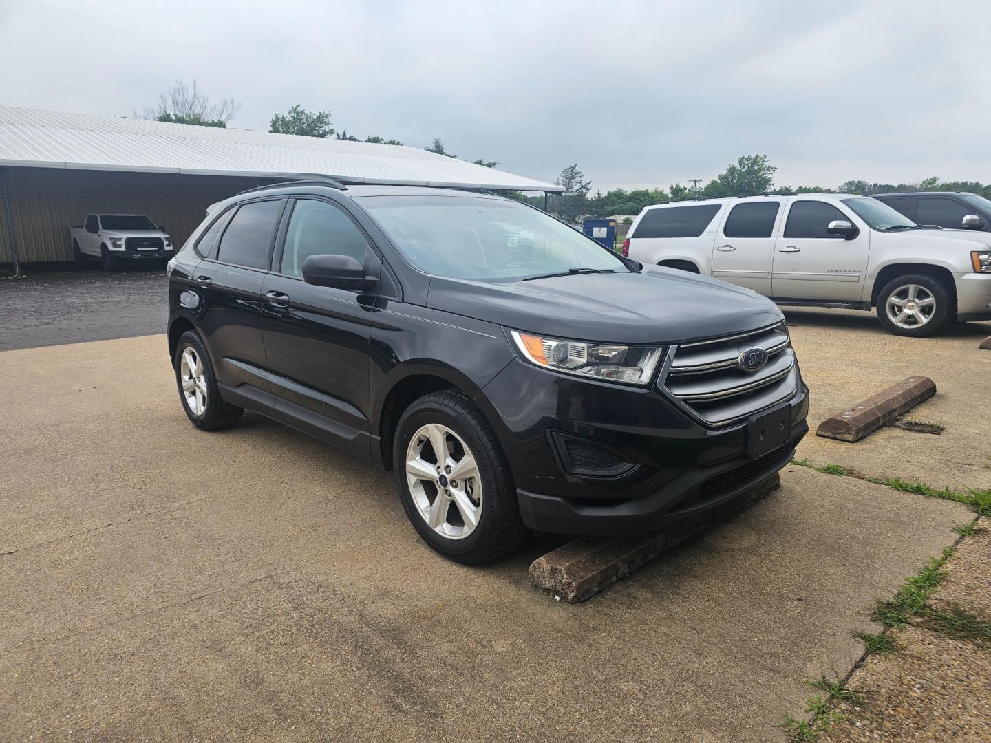 2015 BLACK Ford Edge SE FWD (2FMTK3G95FB) with an 2.0L L4 DOHC 16V engine, 6-Speed Automatic transmission, located at 533 S Seven Points BLVD, Seven Points, TX, 75143, (430) 255-4030, 32.313999, -96.209351 - Photo#1